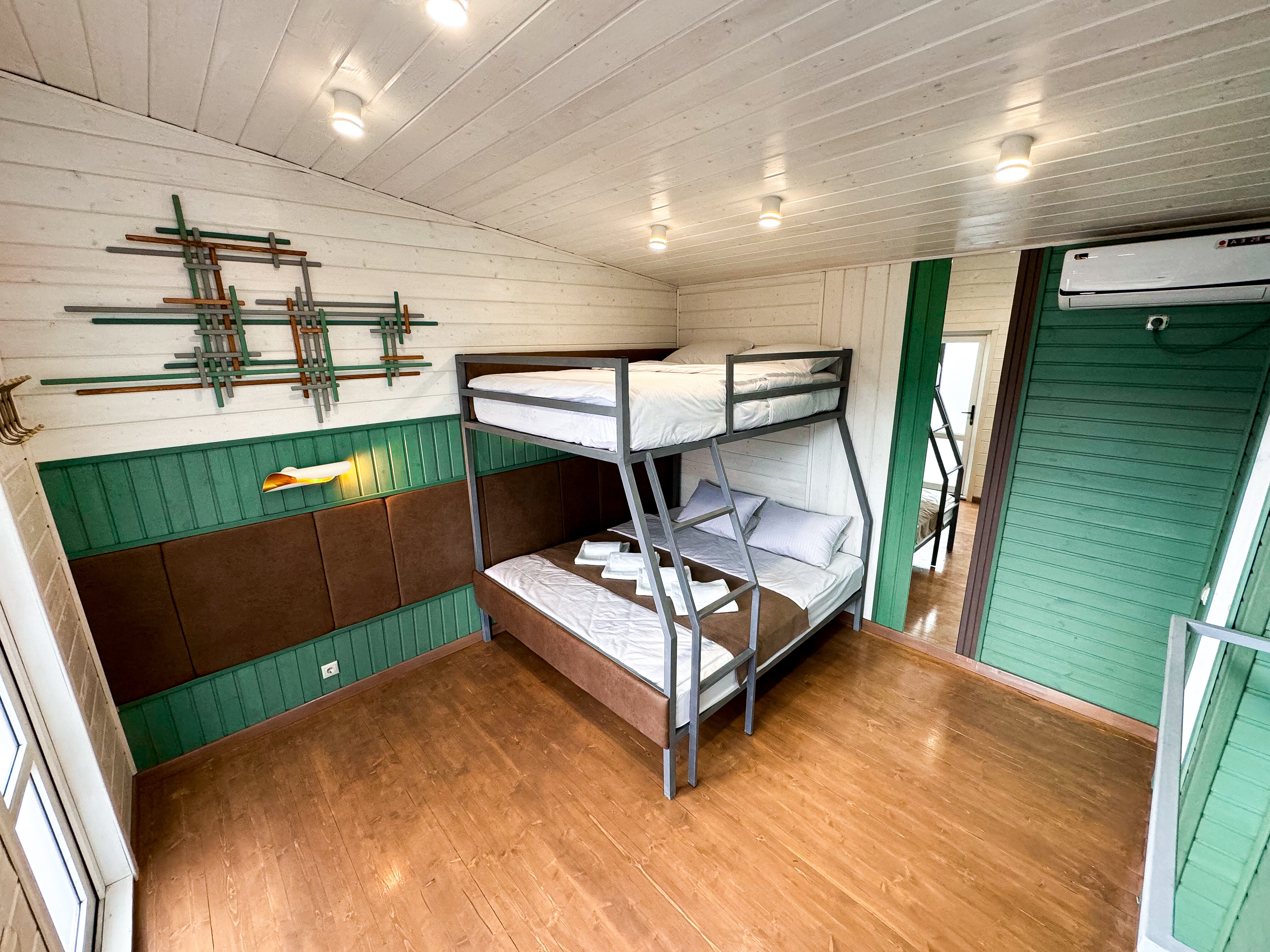 Фото Манреса