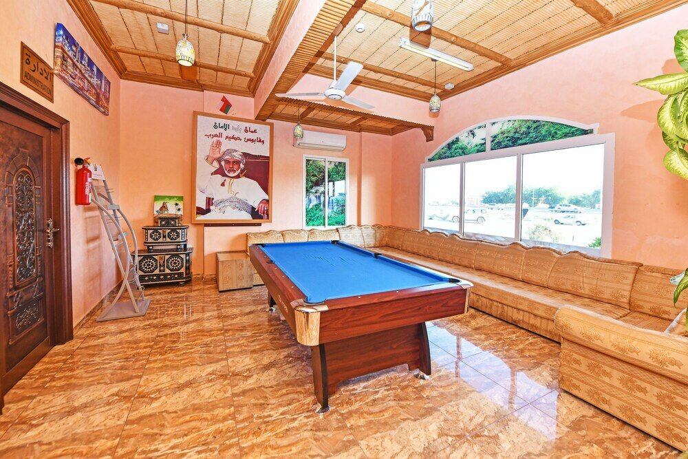 Фото Oyo 139 Al Ghadeer Hotel Apartments