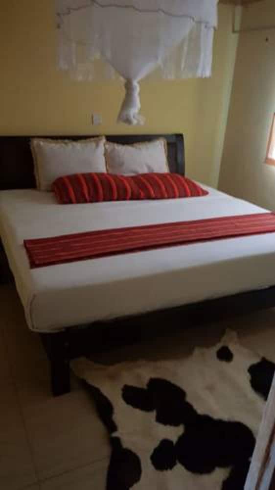 Фото Mara Topi Safari Lodge