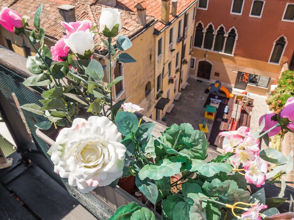 Фото Venice Palace Tintoretto