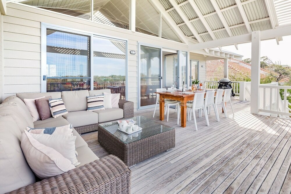 Фото Beachfront House