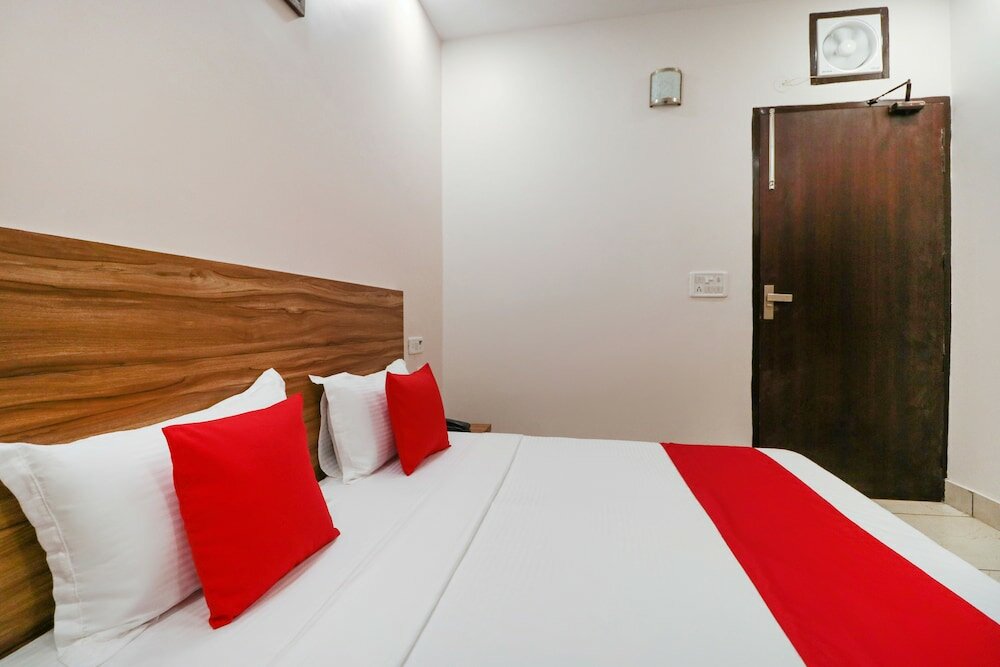 Фото Oyo 45965 Hotel Krishnam