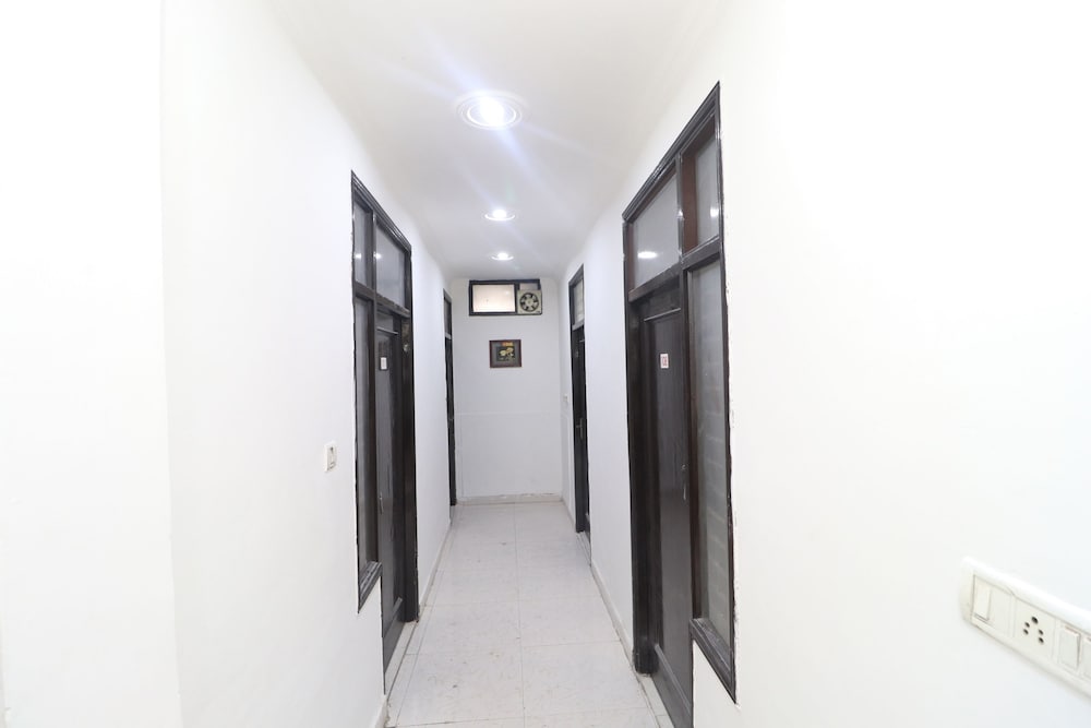 Фото Oyo 37723 Pam And Chand Guest House