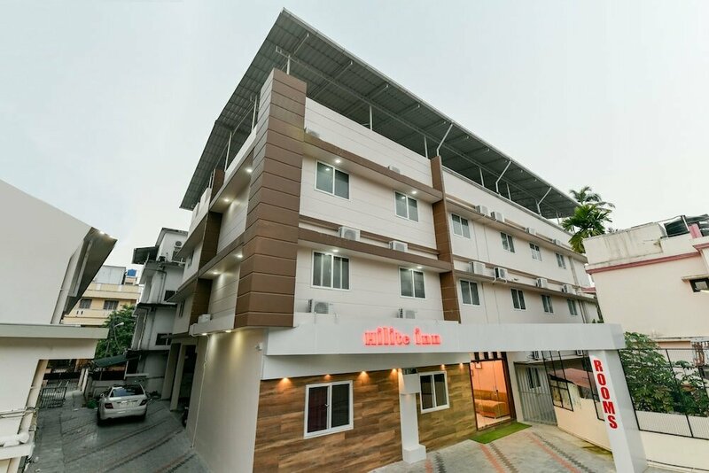 Гостиница Hilite Inn