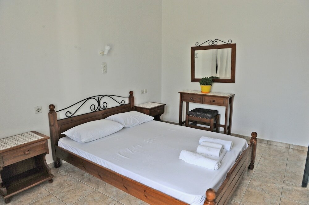 Фото Morfeas Hotel