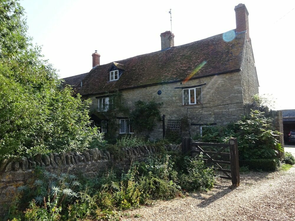 Hotel The Old Farmhouse, England, photo