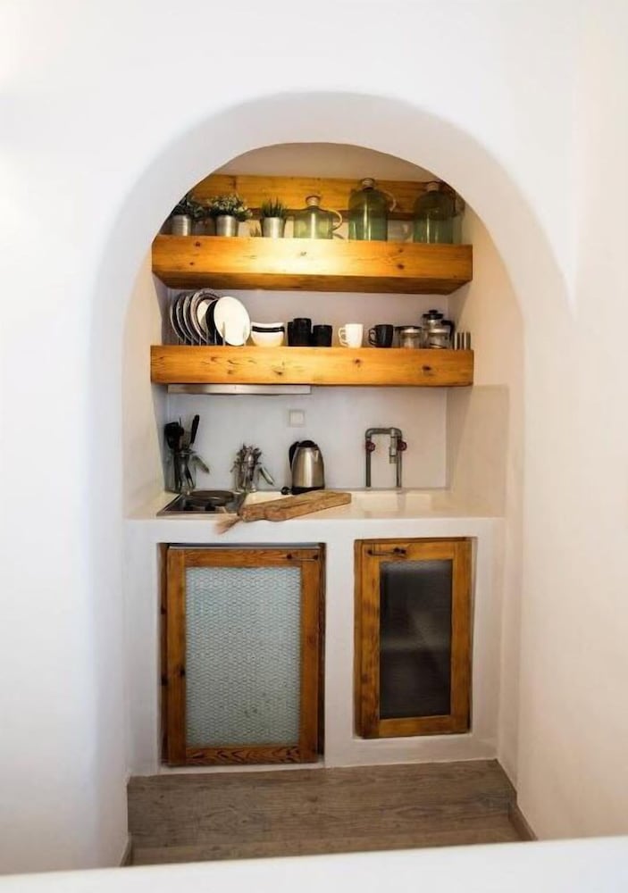 Фото Mykonian Studios