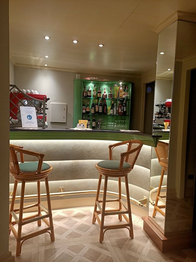 Фото Crystal Hotel Varese