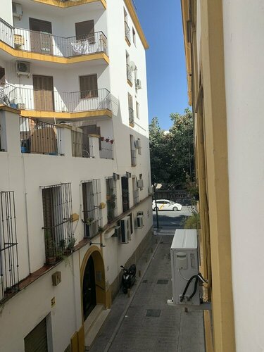 Гостиница Hostal Alcobia в Севилье
