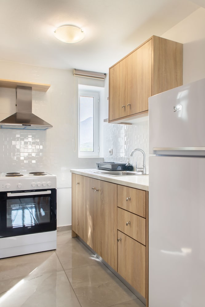 Фото Arigiri Apartments & Suites