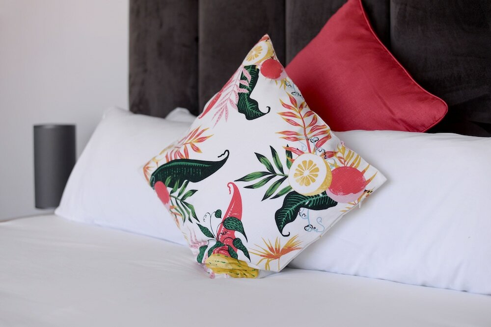 Фото Naomi by Stay Amazing