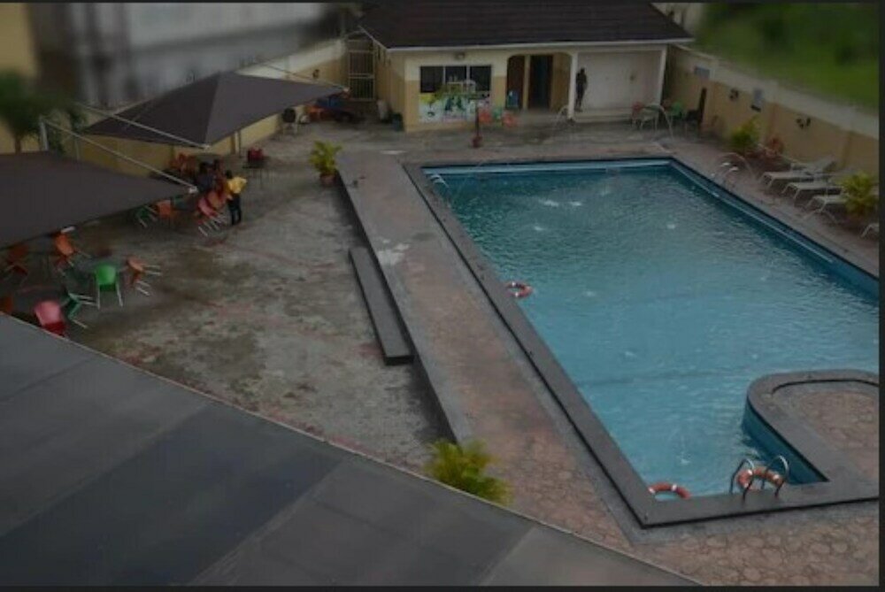 Фото отеля 3