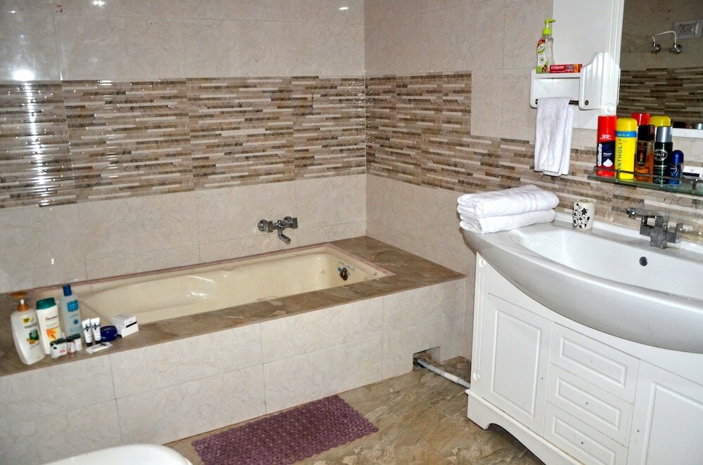 Фото Hotel City Plaza