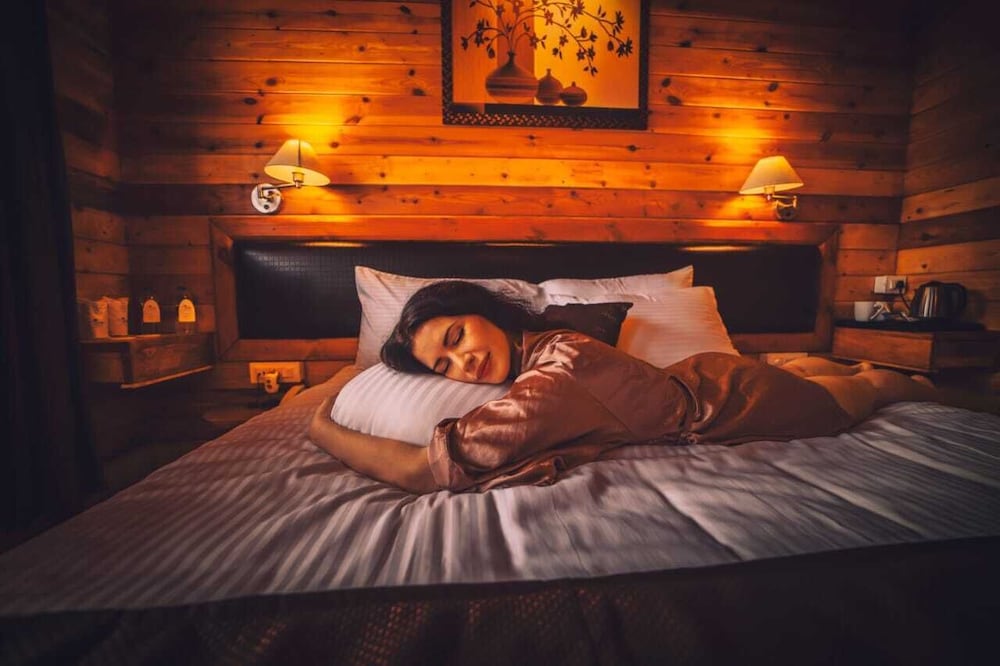 Фото Grand Vatika Resort