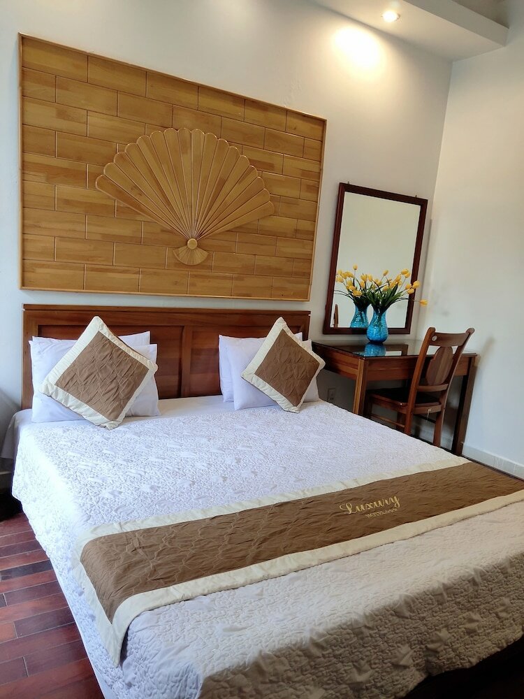 Фото Luxury Hotel Hai Phong