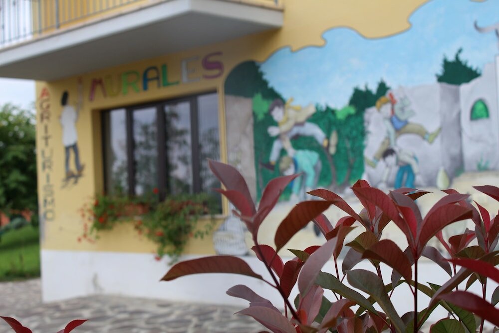 Фото Agriturismo i Murales