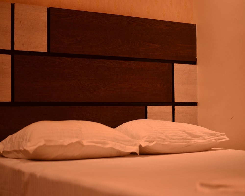 Фото Rajnandini Hotel and Banquet