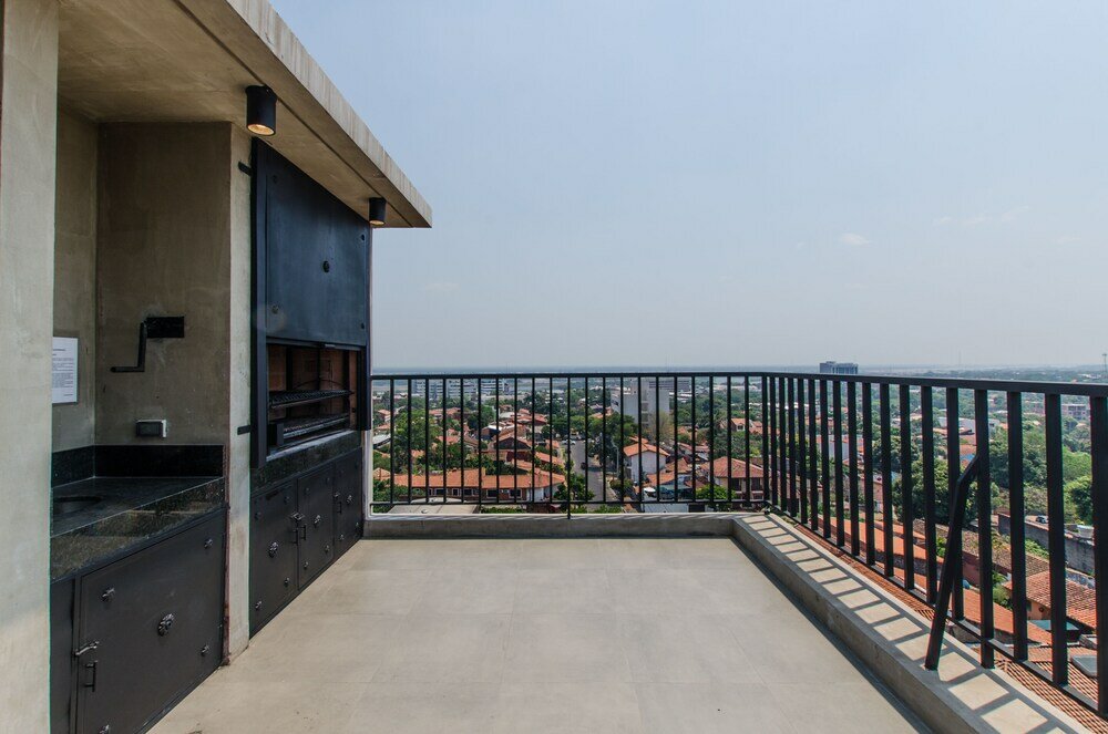 Фото Lovely Business Loft Pool BBQ & Views