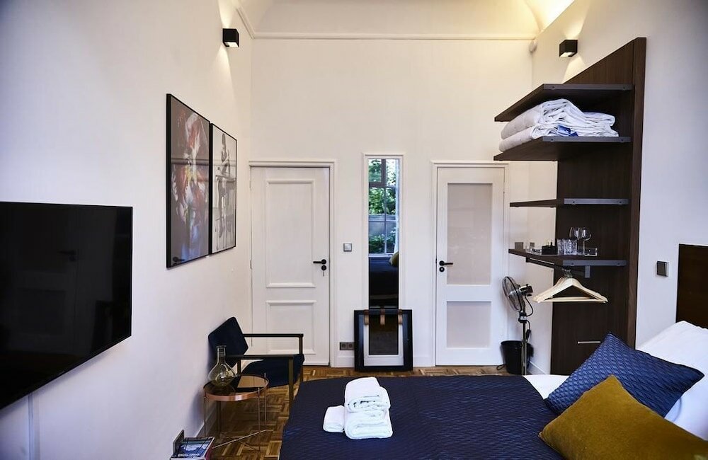 Фото Downtown Room In Canal District