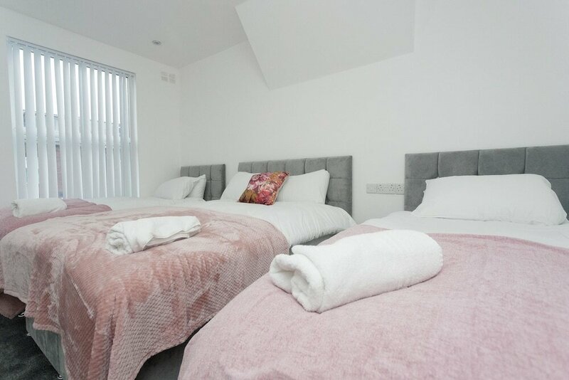 Гостиница Leeds House в Лидсе