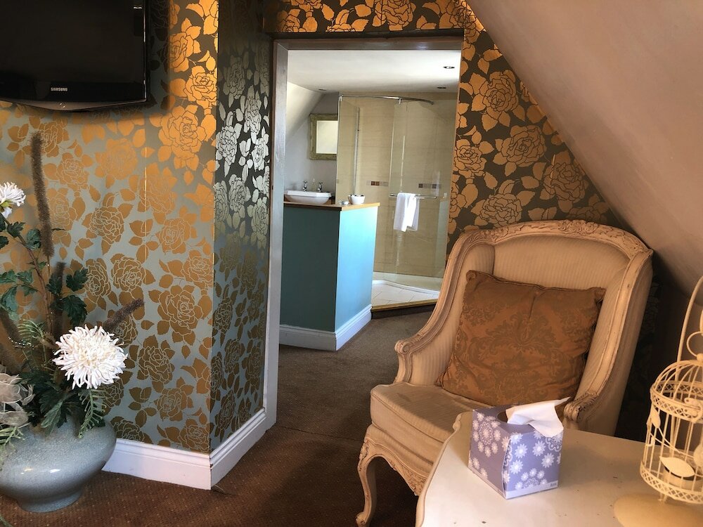 Фото The Deeping Stage