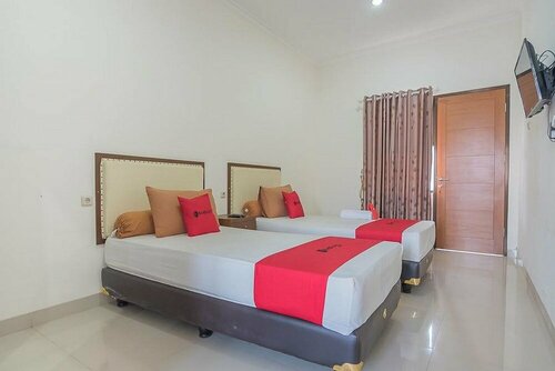 Гостиница RedDoorz Syariah @ Sarongge Cianjur