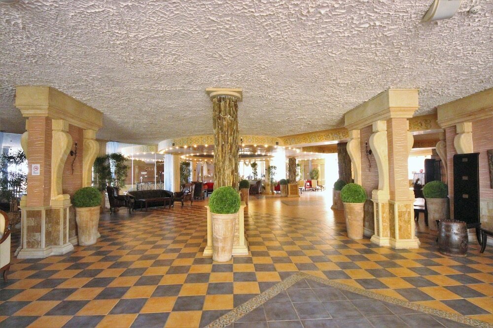 Фото Menada Andalusia Apartments