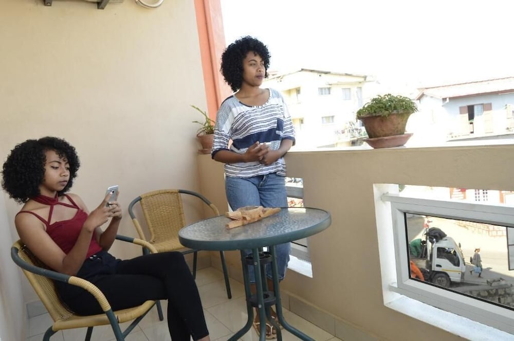 Фото Vannie Hotel