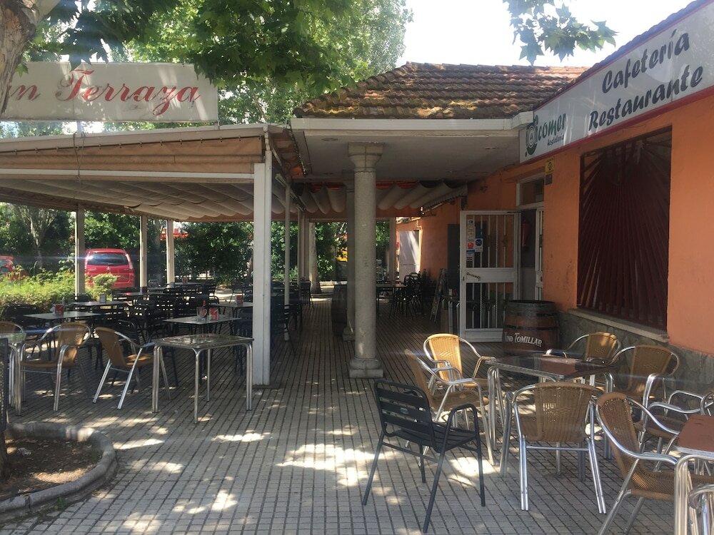 Фото Bungalows Camping Alpha Madrid