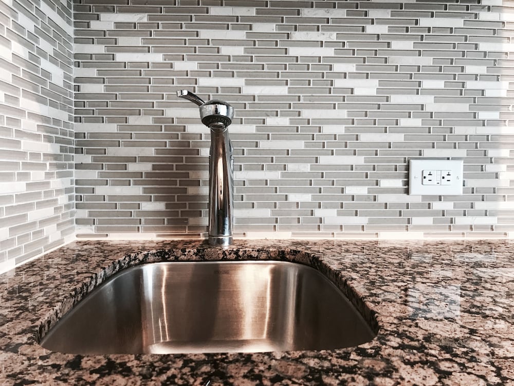 Фото Modern Skyscraper Studio by Cn Tower