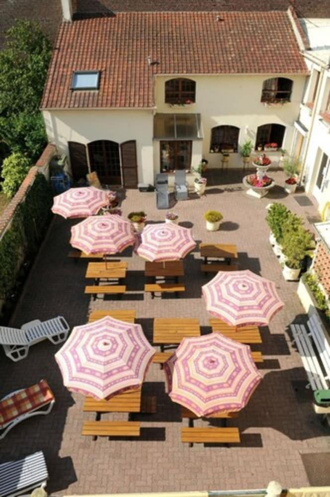 Фото отеля 4