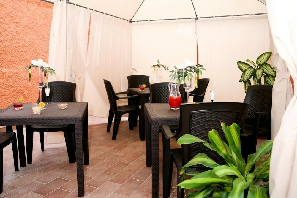 Фото Villa Marogna Rooms and Breakfast