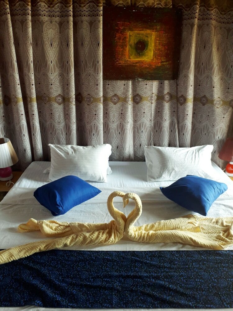 Фото Yala Waves Beach Resort