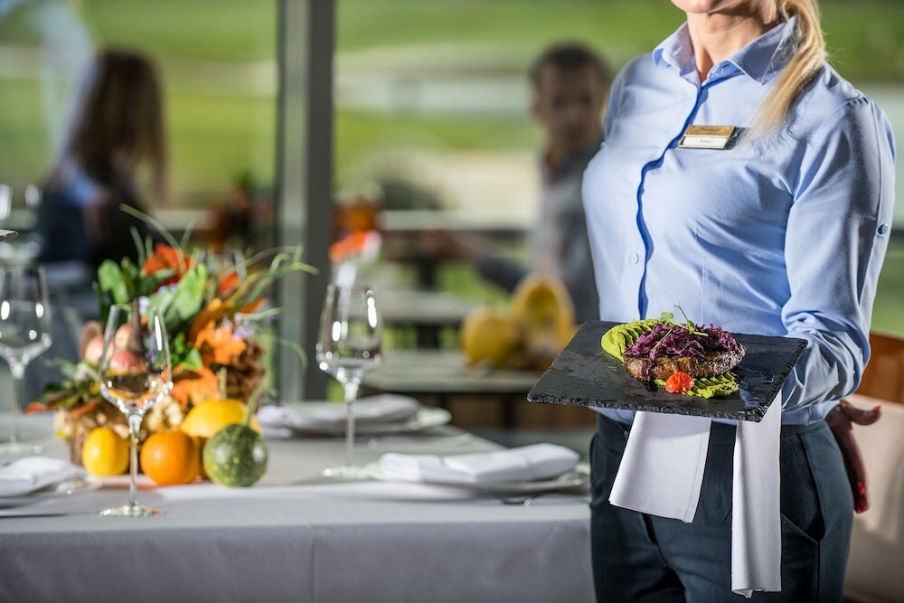 Фото Theodora Golf Club