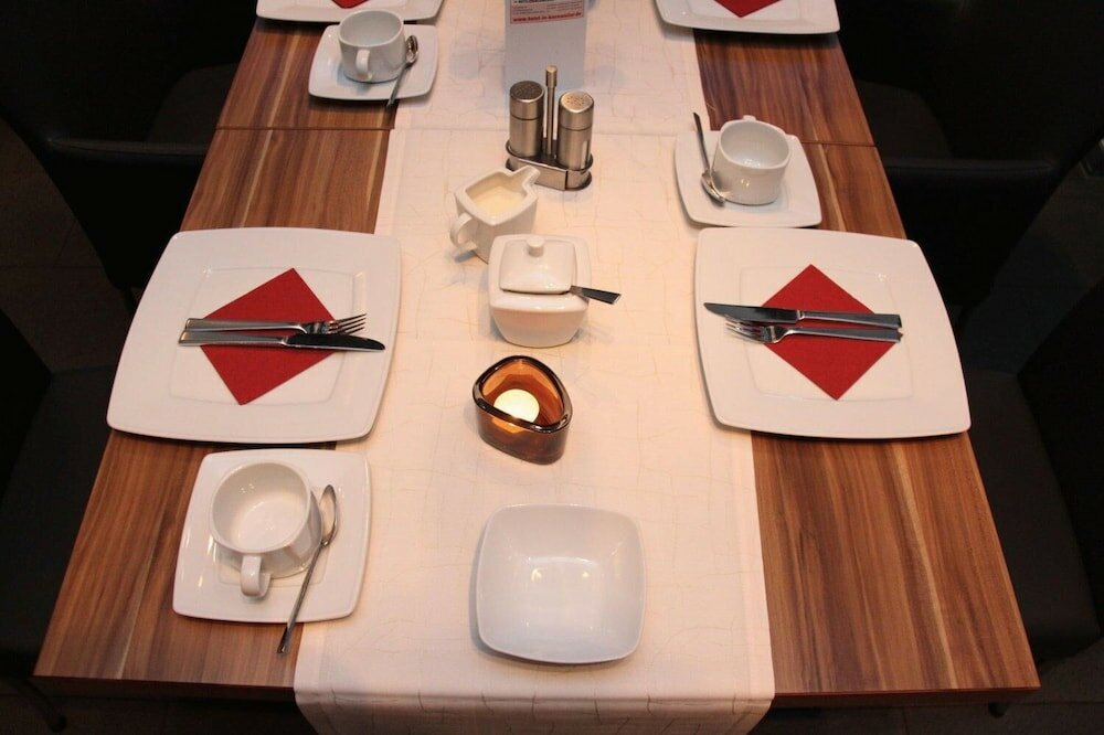 Фото Hib Hotel in Baesweiler