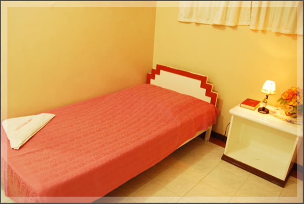 Фото Taver's Pension House