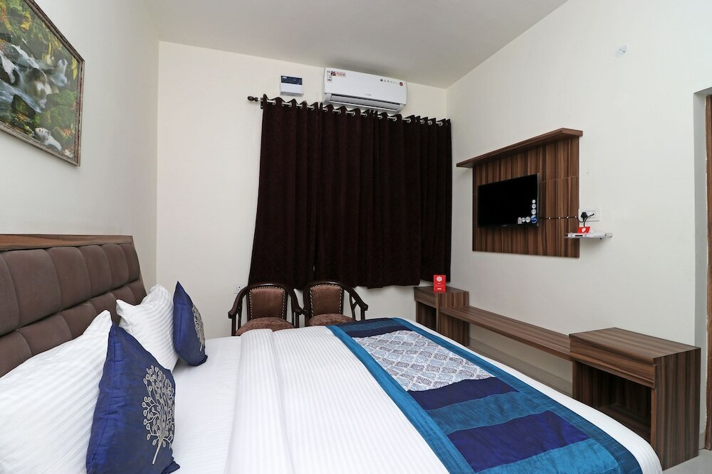 Фото Oyo 10213 Hotel Panache