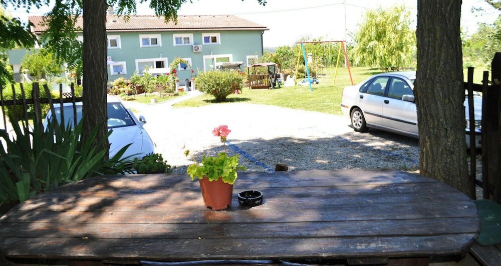 Фото Apartments Green Place