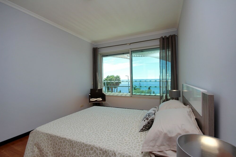 Фото Oceanside Terrace Apartment by Holiday Rental Management