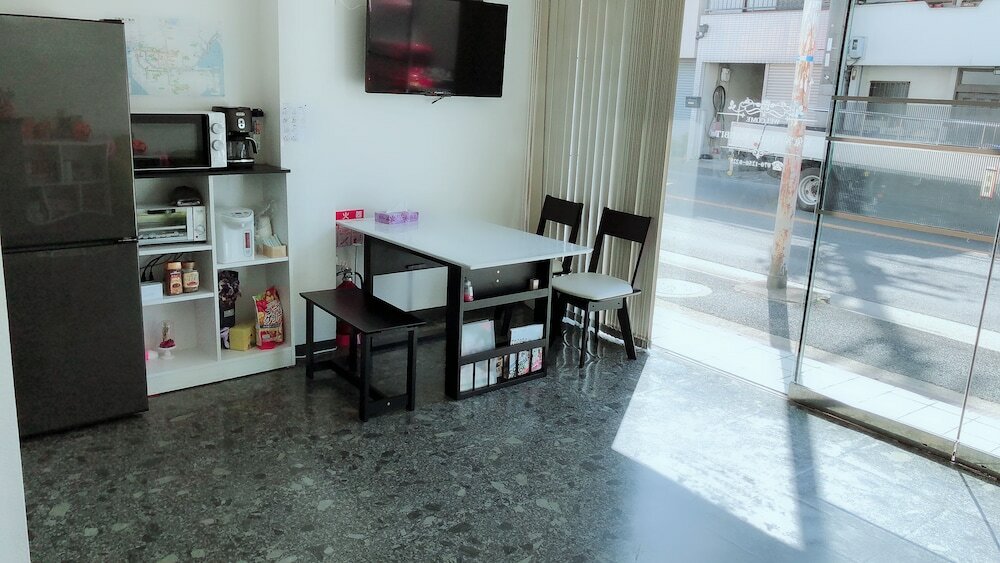 Фото Jade Rabbit Hostel Osaka