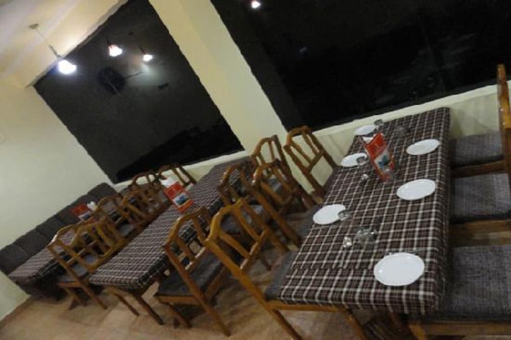 Фото Aj International