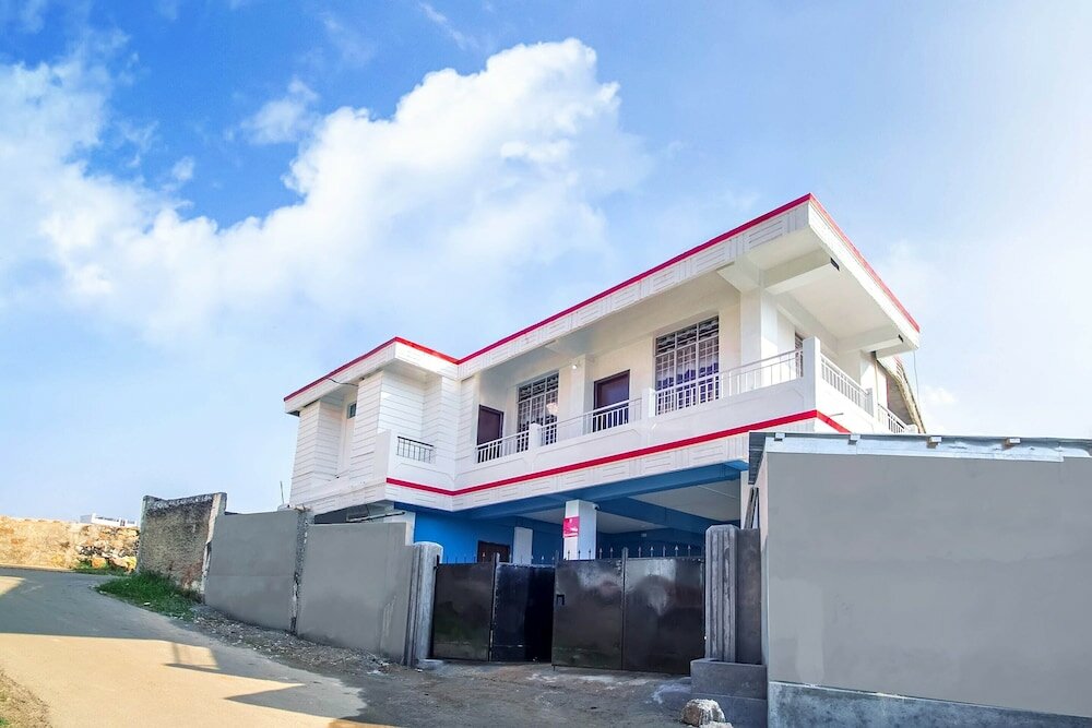 Фото отеля 2