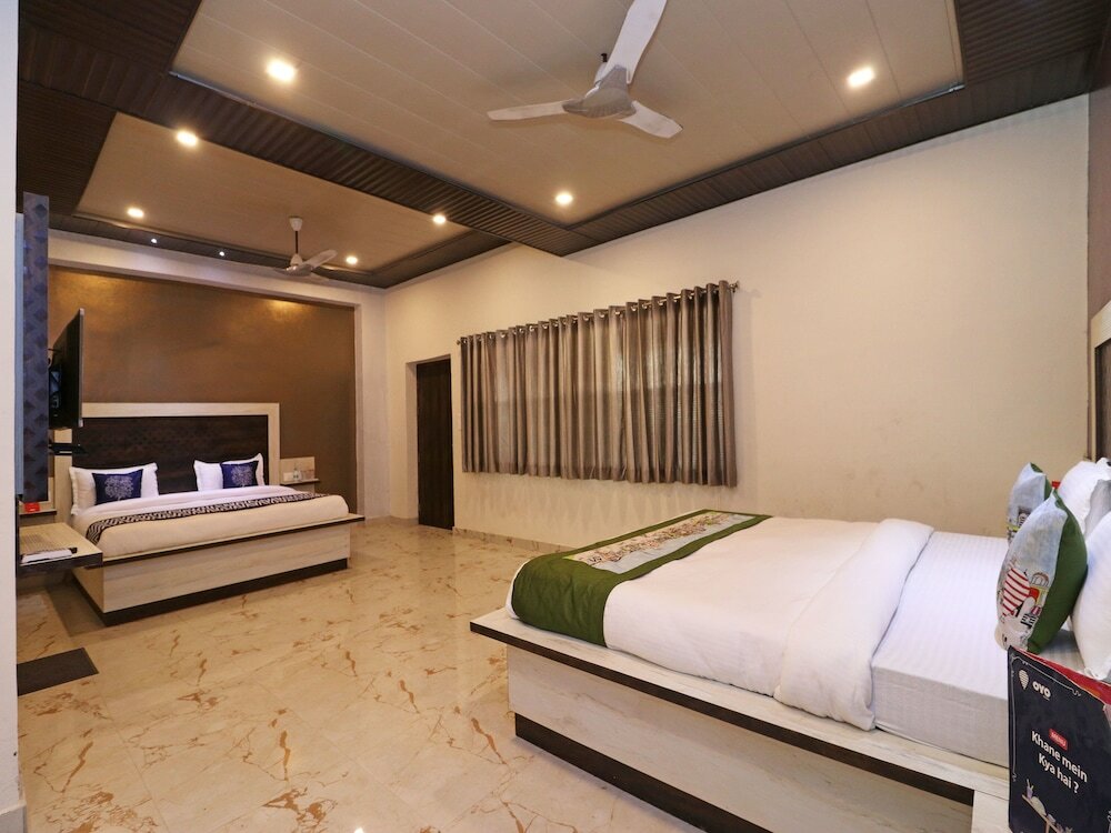 Фото Oyo 10290 Hotel Yashogopal Resortico