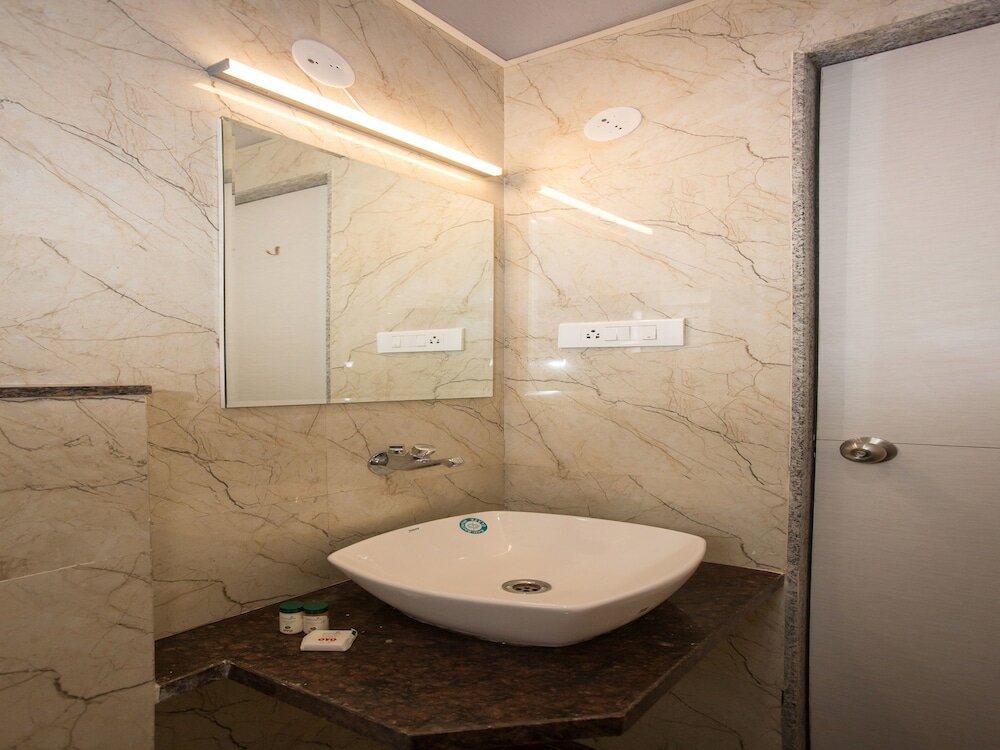 Фото Oyo 10939 Hotel Sangam