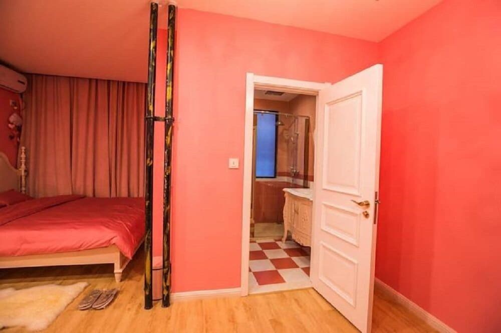 Фото Crosme Theme Hotel