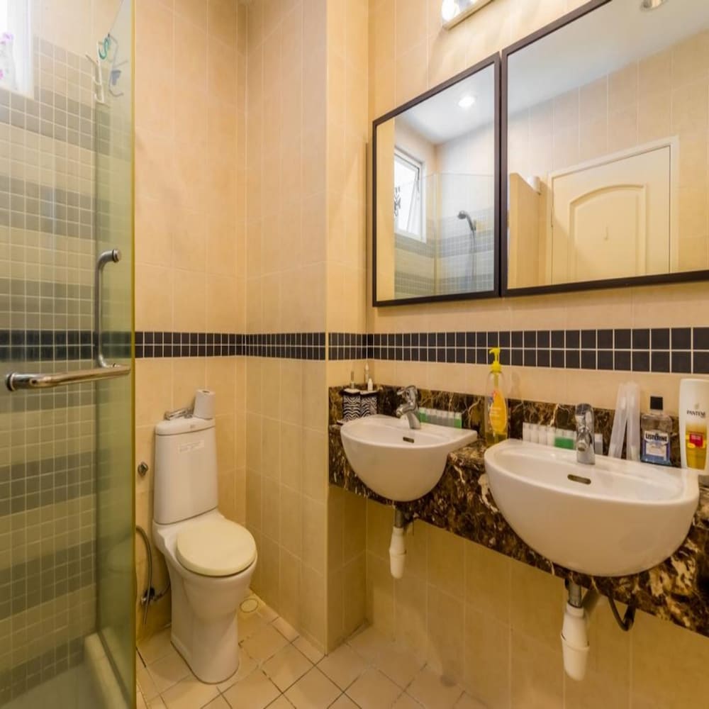 Фото Royal Luxury Bukit Ceylon