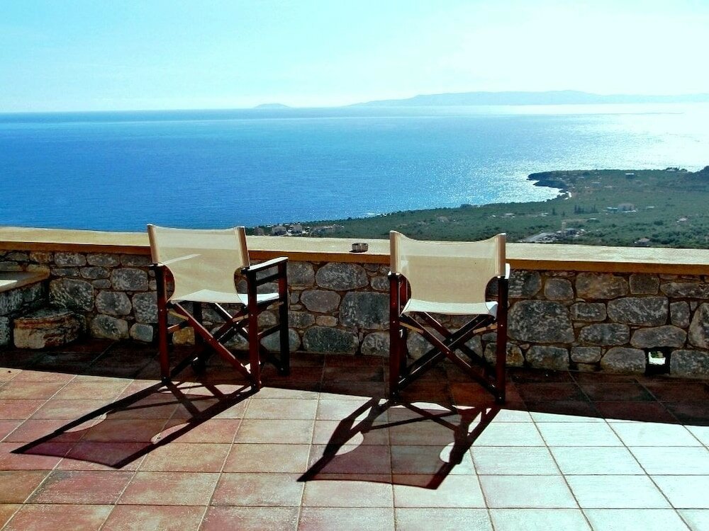 Фото Rathimata villas