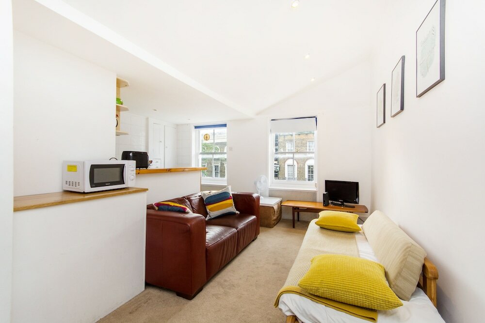 Фото Divine in Angel