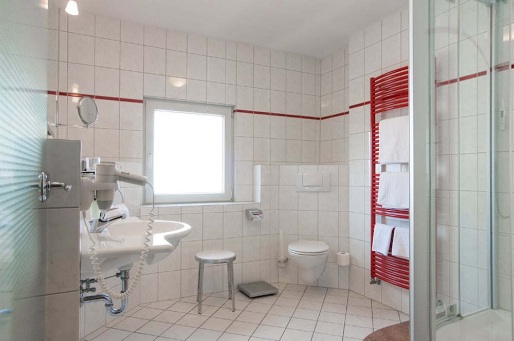 Фото Hotel - Restaurant Hirsch