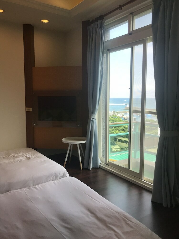 Фото Hjs Guest House